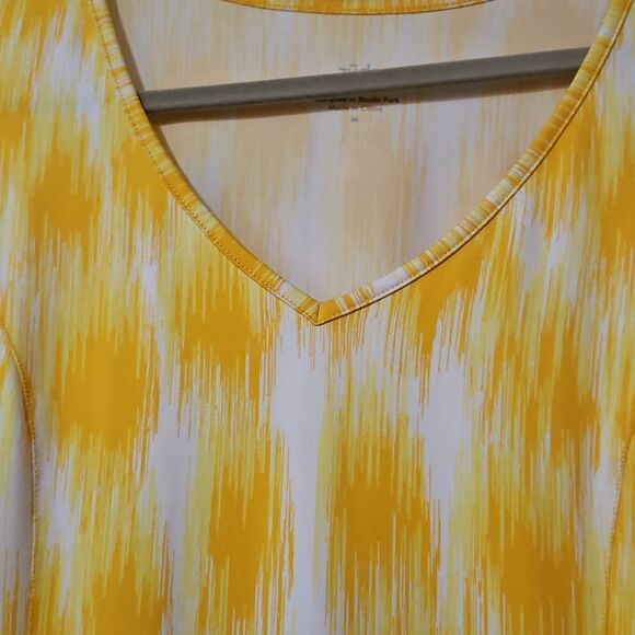 Zuda Z-Cool Active Fit And Flare Yellow and White Sleeveless Dress - Picture 3 of 5